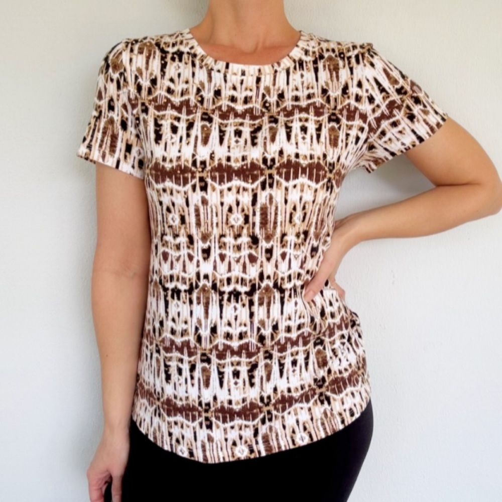 Rafaella tan brown tribal print stretchy cotton blend short sleeve tee medium